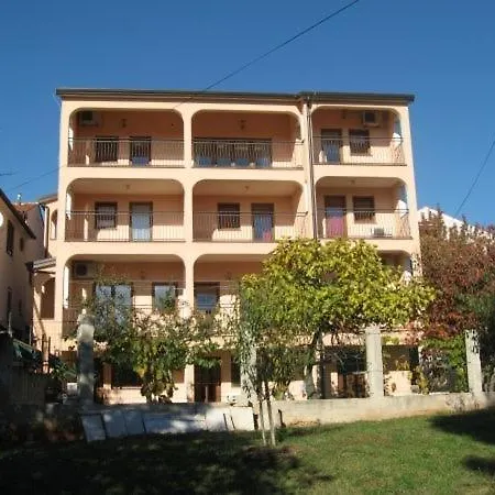 Apartman In With Balcony, Air Conditioning, Wi-fi Poreč