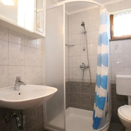 Appartement In With Balcony, Air Conditioning, Wi-fi