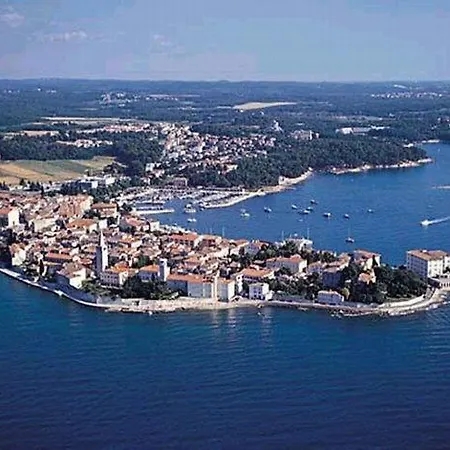 In With Balcony, Air Conditioning, Wi-fi Appartement