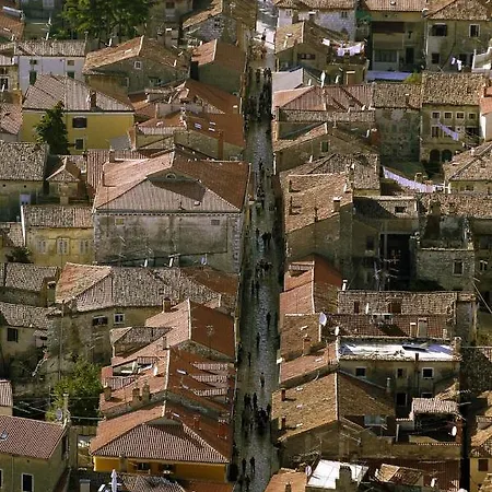 In With Balcony, Air Conditioning, Wi-fi *