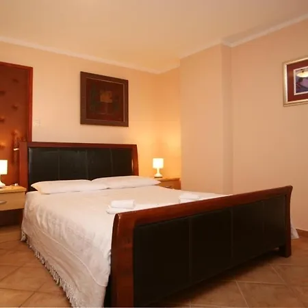 In With Balcony, Air Conditioning, Wi-fi Apartman *