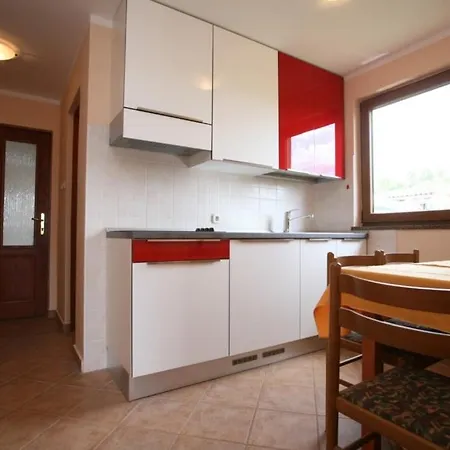 In With Balcony, Air Conditioning, Wi-fi Poreč