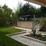 In With Balcony, Air Conditioning, Wi-fi *